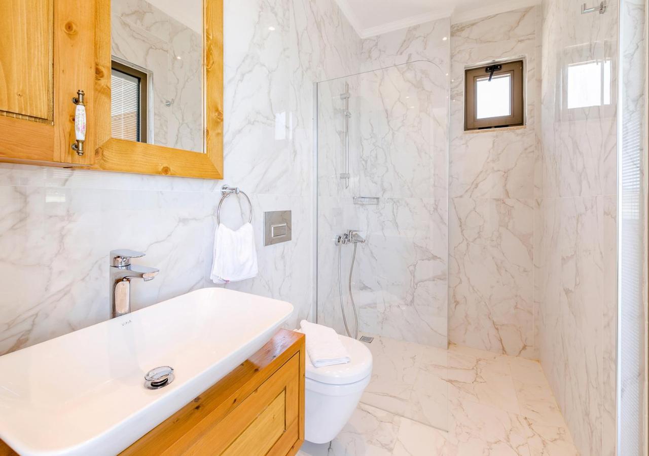 Villa 3 Sleeps 4 Isolated Honeymoon-Villa Lale Uzumlu  Exteriér fotografie